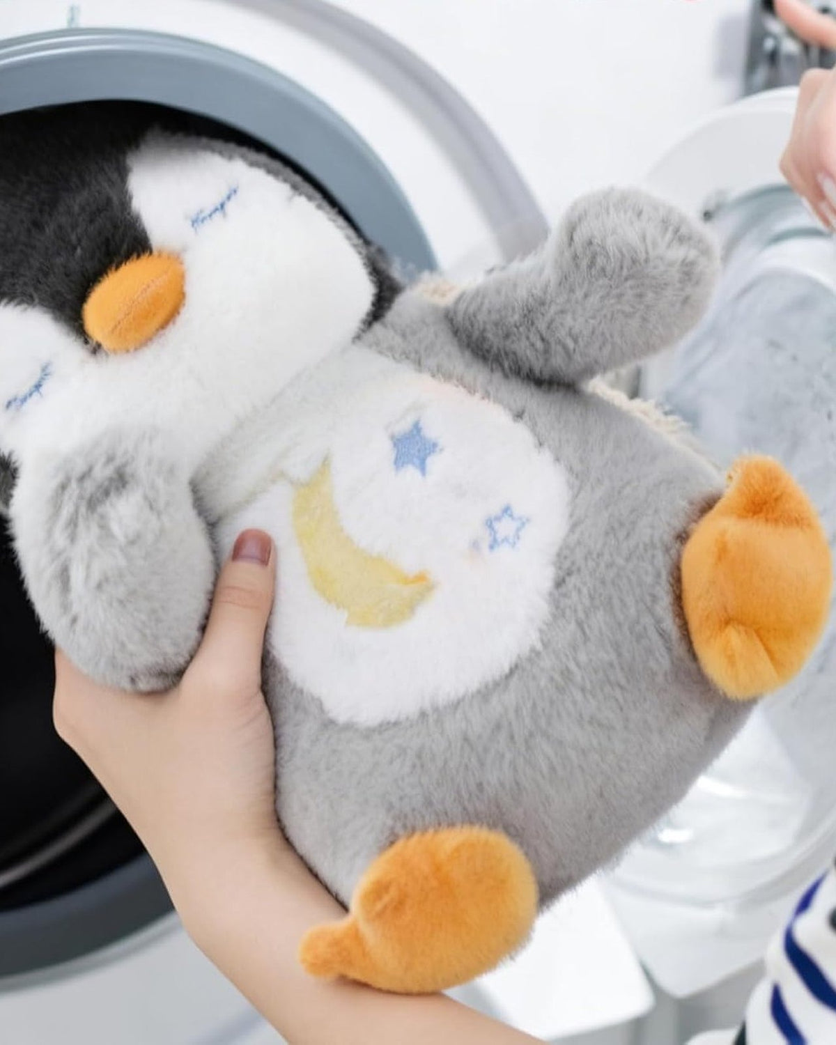 Pip the Penguin, washing